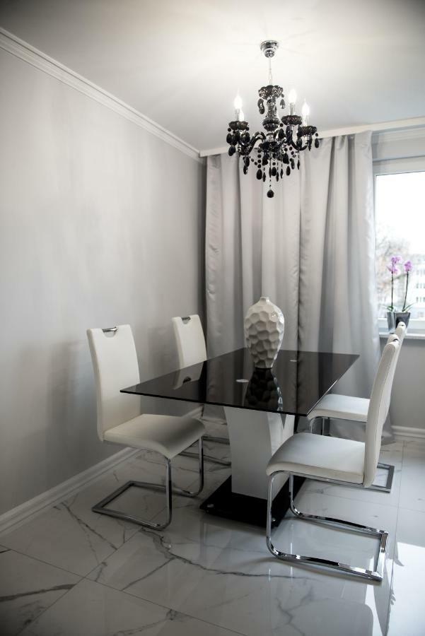 Glamour Apartments Piła Extérieur photo